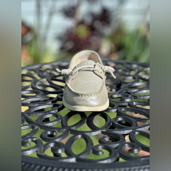 Sperry —  Silver Boat Shoes - Picture 5 of 7